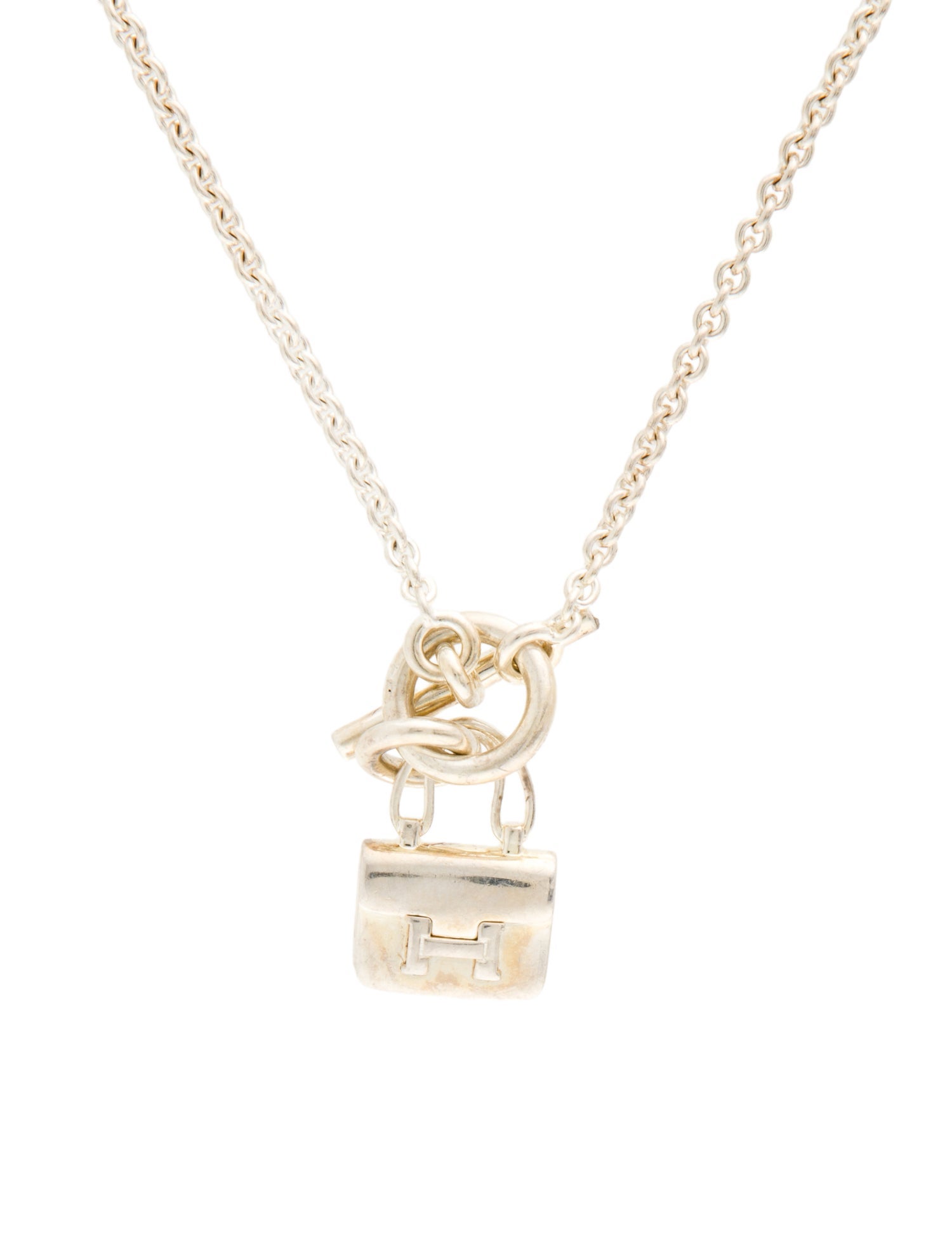 Hermès Amulettes Constance Pendant Necklace